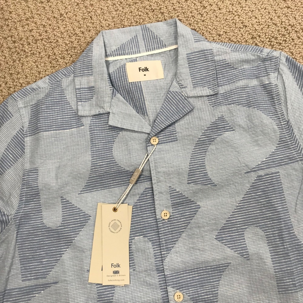 Folk Mens Short Sleeve Geometric Print Camp Collar Shirt Blue White Size M NWT